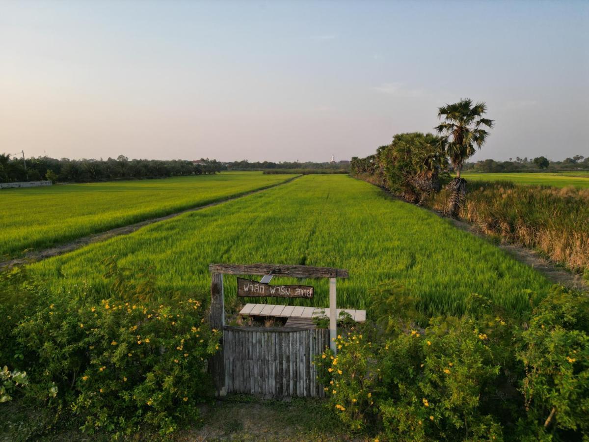 Falik Farm Stay Phra Nakhon Si Ayutthaya Exteriör bild